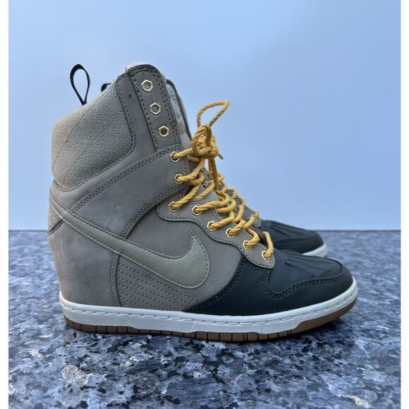 Nike Dunk Sky Hi Womens Sneakerboots Tan Gum 616715-200 Size 6 - Picture 1 of 8